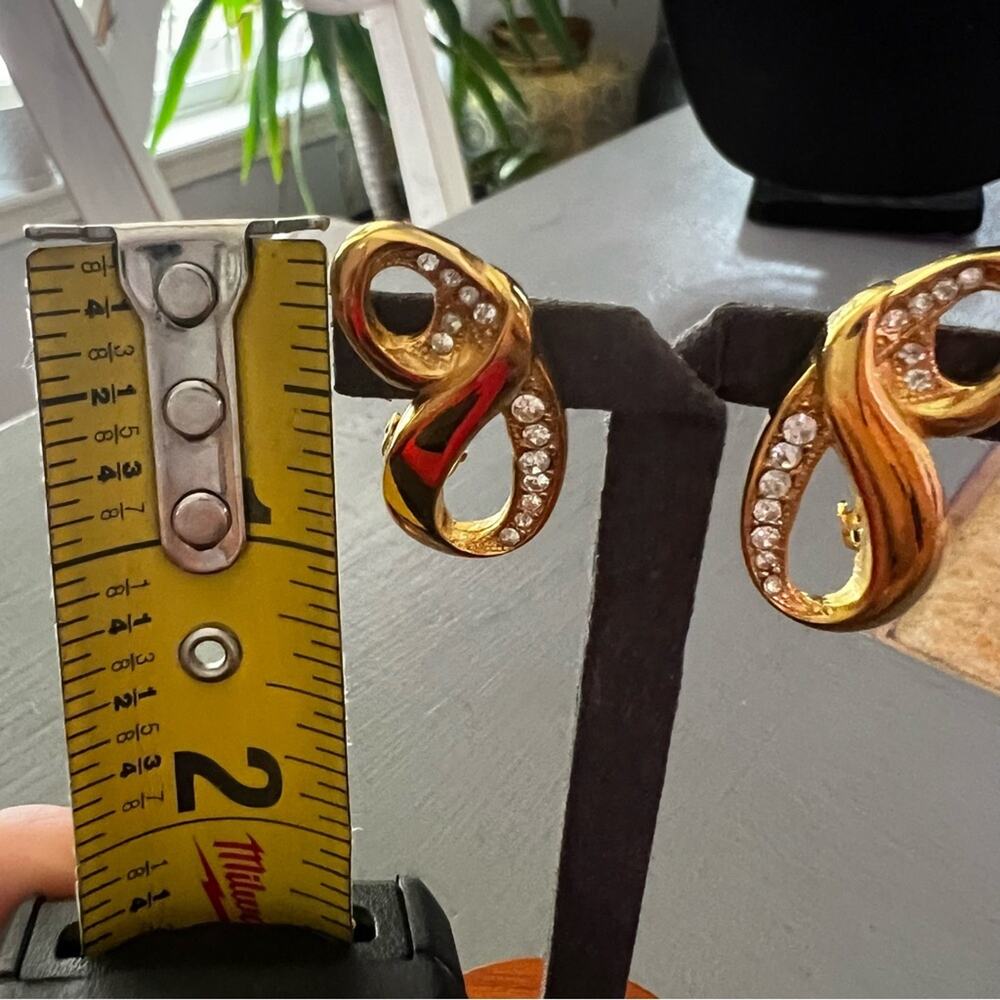 Givenchy Gold Tone Clip On Earrings - Picture 6 of 7